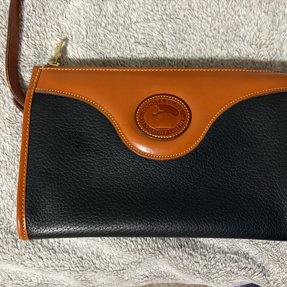 Dooney & Bourke Black and Tan Crossbody Bag - Picture 2 of 4